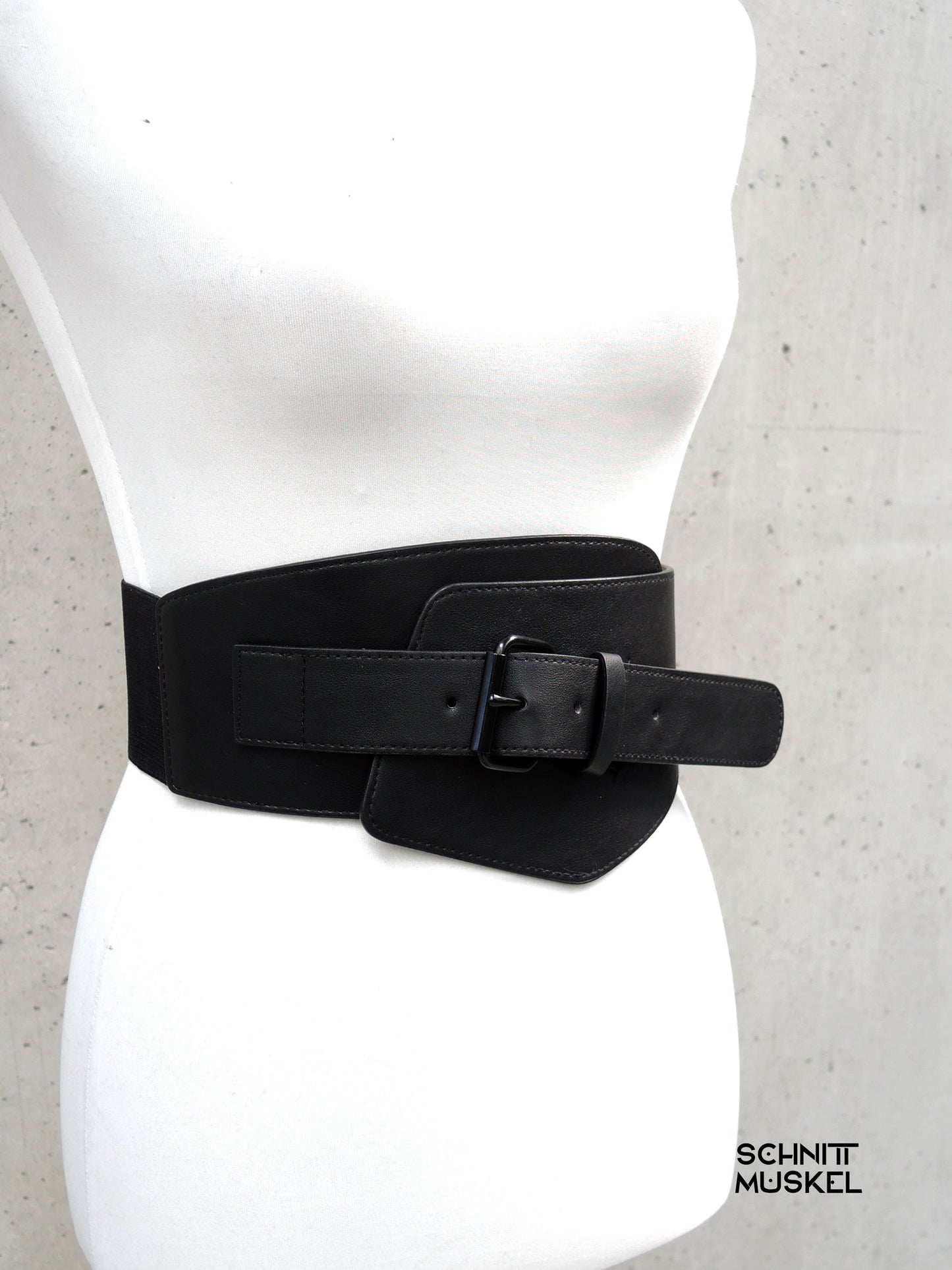 Darkavantgarde Gürtel, breiter schwarzer Gürtel im Darkavantgarde STil, Gothicgürtel