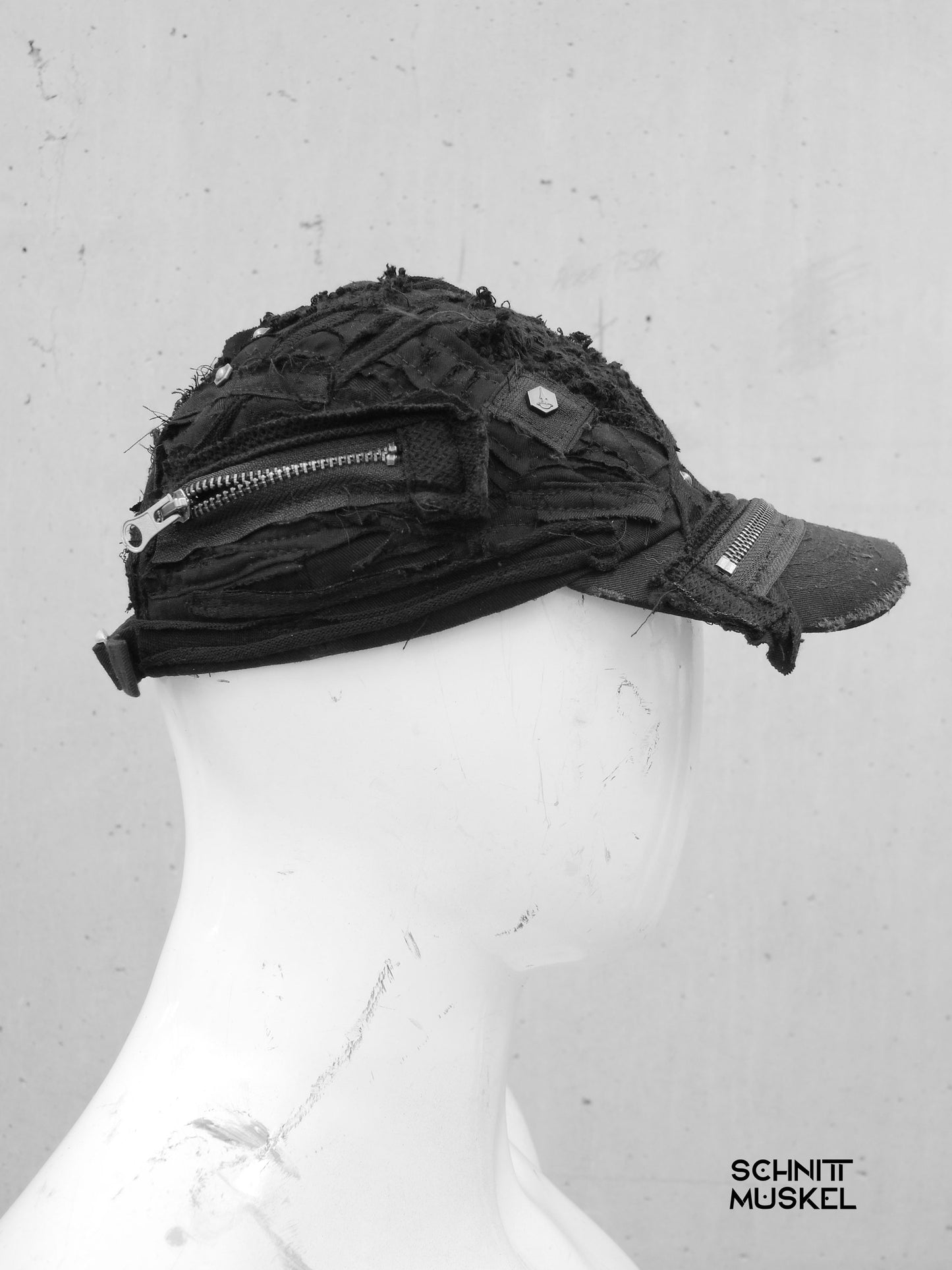 darkavantgarde Cap, custom Cap, Oneofakind Cap, Gothicschiebermütze, Gothicschirmmütze, Baseballcap schwarz, destroyed Cap