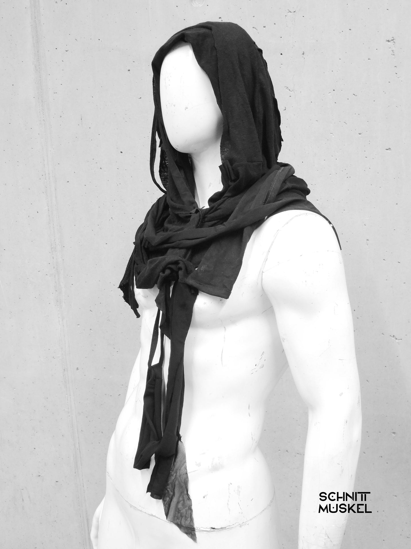 Unikat leichter Kapuzenschal "thar"