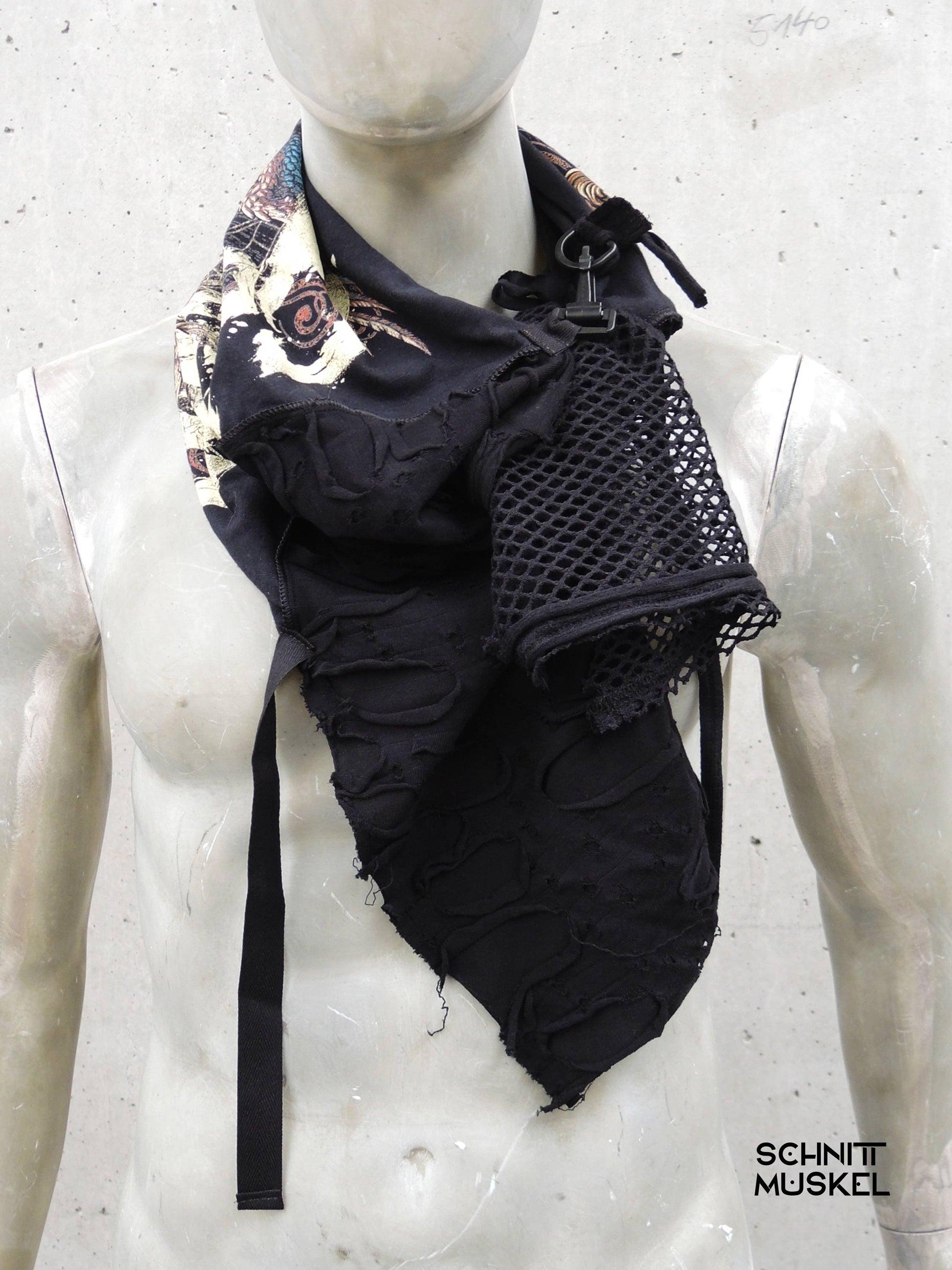 Calibanmerch, Caliban, Calibanschal, Metalschal, Schal mit Print, Loopschal, detsroyed Schal, darkwear, Metalfashion,