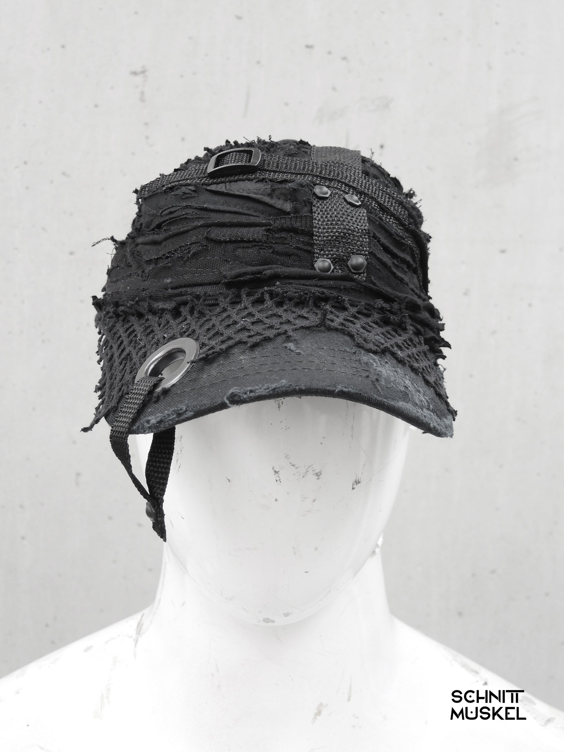 Gothicbaseballcap, darkwear, darkavantgarde, postapokalyptische Mütze, technostyle cap, Gothiccap, Gothicschiebermütze