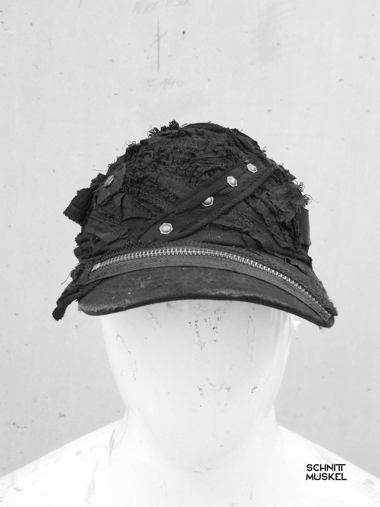 darkavantgarde Cap, custom Cap, Oneofakind Cap, Gothicschiebermütze, Gothicschirmmütze, Baseballcap schwarz, destroyed Cap