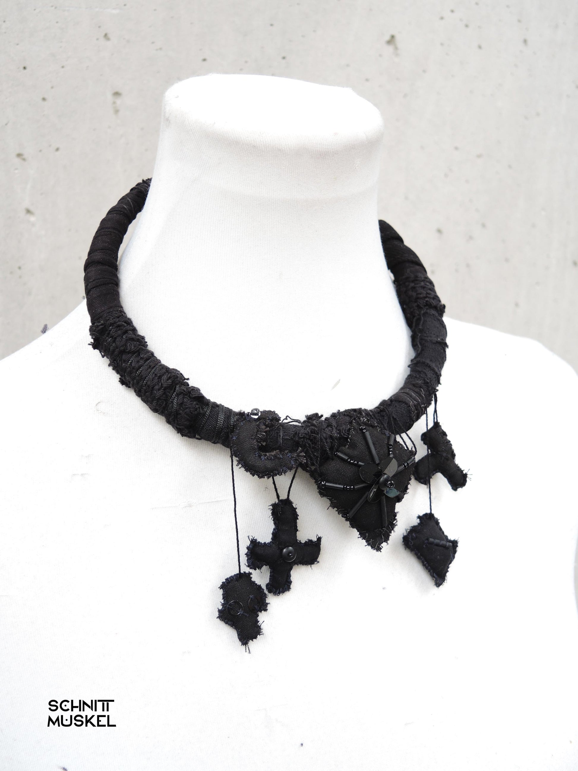 VoodooSchmuck, Voodood Halsschmuck, Gothicschmuck, Wicca, Wiccaschmuck, Strega, Stregaschmuck, mywitchery, witchythings