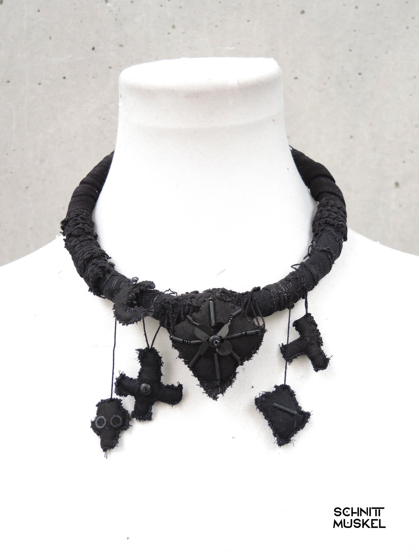 VoodooSchmuck, Voodood Halsschmuck, Gothicschmuck, Wicca, Wiccaschmuck, Strega, Stregaschmuck, mywitchery, witchythings