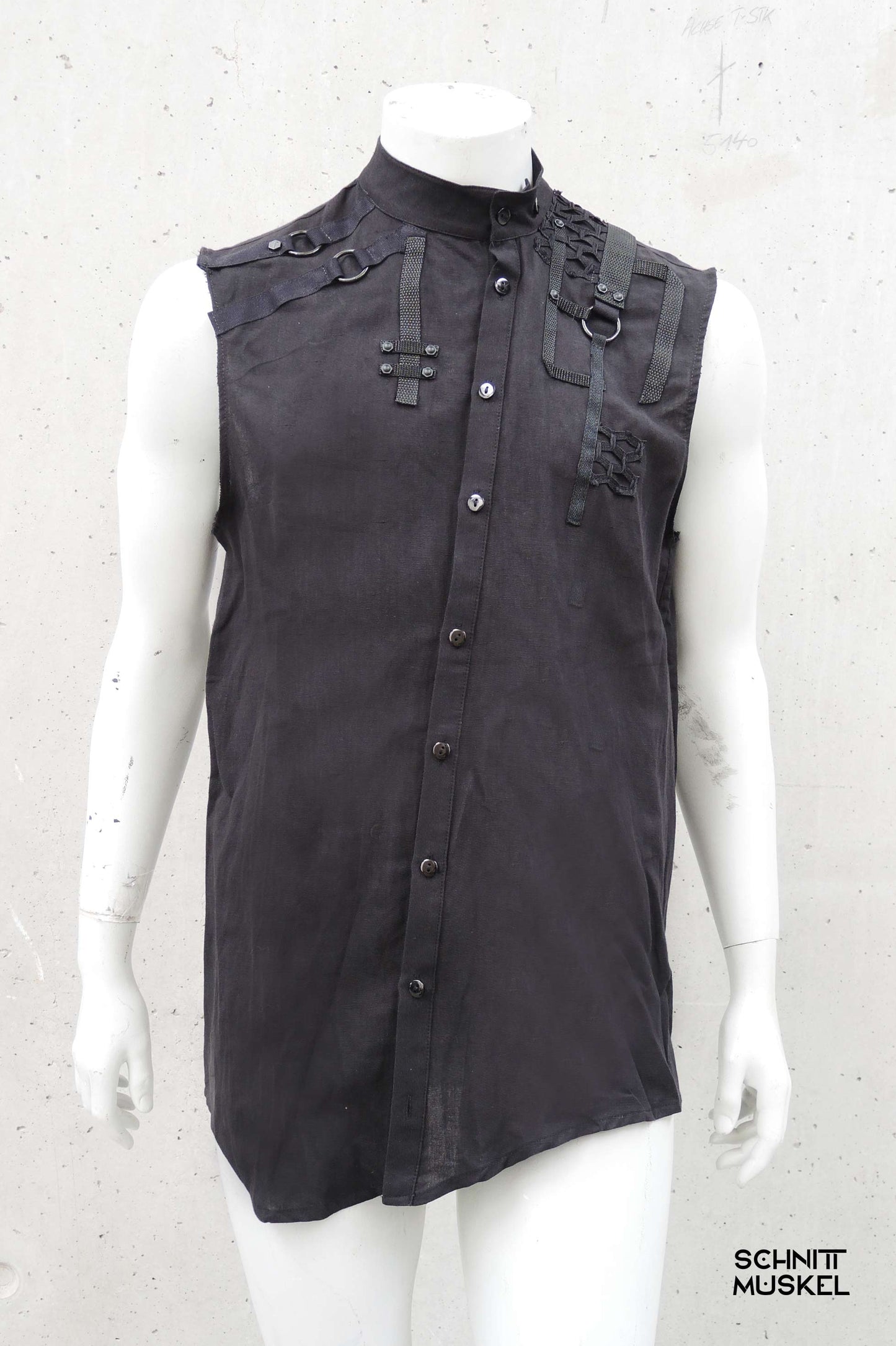 darkcyber Hemd, ärmelloses Hemd im Gothic Stil, Gothichemd, Cybertank top, Darkcyberfashion, darkcyber, darkavantgarde Mode, Punkhemd, Punkmode