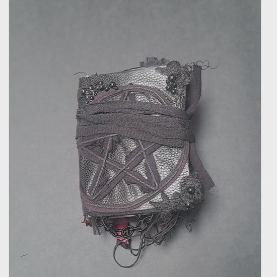 Gothic Grimoire, Gothicbuch, Szenebuch, Gothic Scrap book, düsteres Scrap Book, 