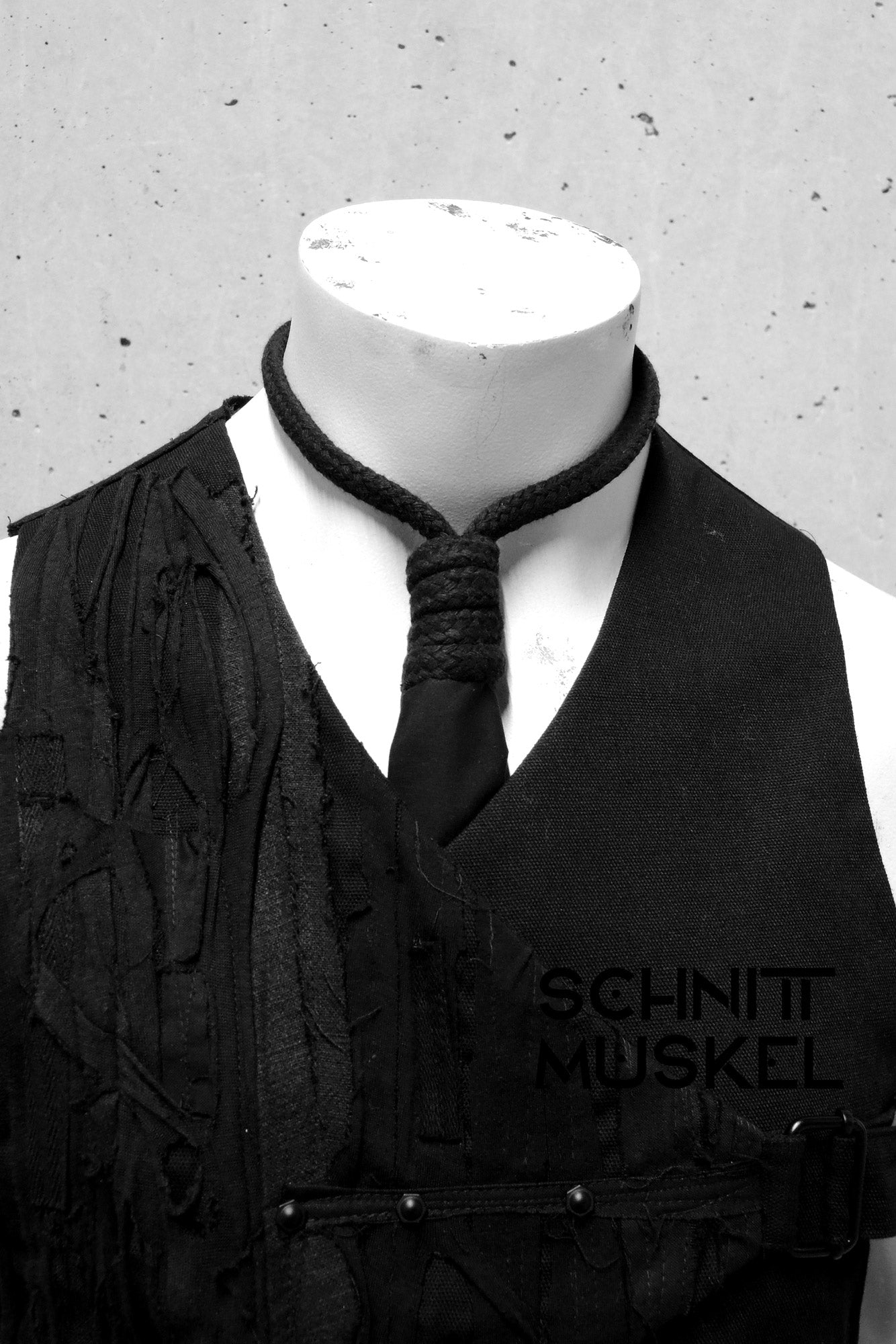 Galgenknotenkrawatte, Krawatte mit Galgenknoten, schwarze Krawatte, Gothickrawatte, Horrorkrawatte, Hangmansknot tie, slipknot tie, tie with slipknot, tie with hangmansknot