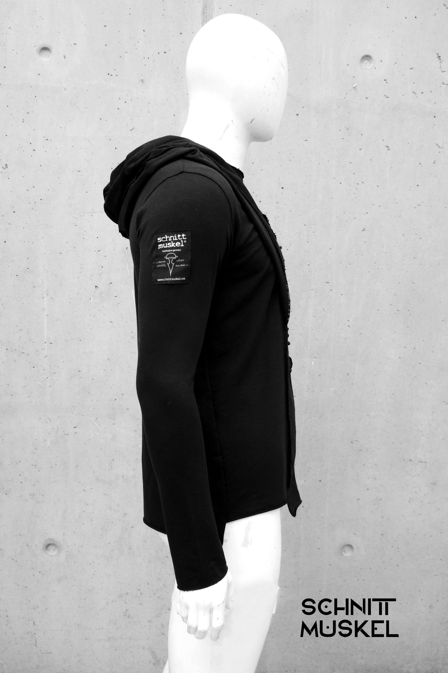 Gothicpullover, darkavantgarde Mode für Männer, darkavantgarde, Kapuzenpullover, Kapuzensweater, destroyed hoodie, postapocalyptic fashion, postapokalyptische Mode