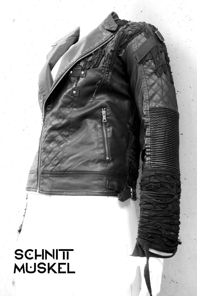 Statementjacke, Gothicjacke, Punkjacke, Bikerjacke, Metaljacke, Darkavantgarde, Gothicjacke, Jacke Fuck, schwarze Unikatjacke, postapokalyptische Jacke
