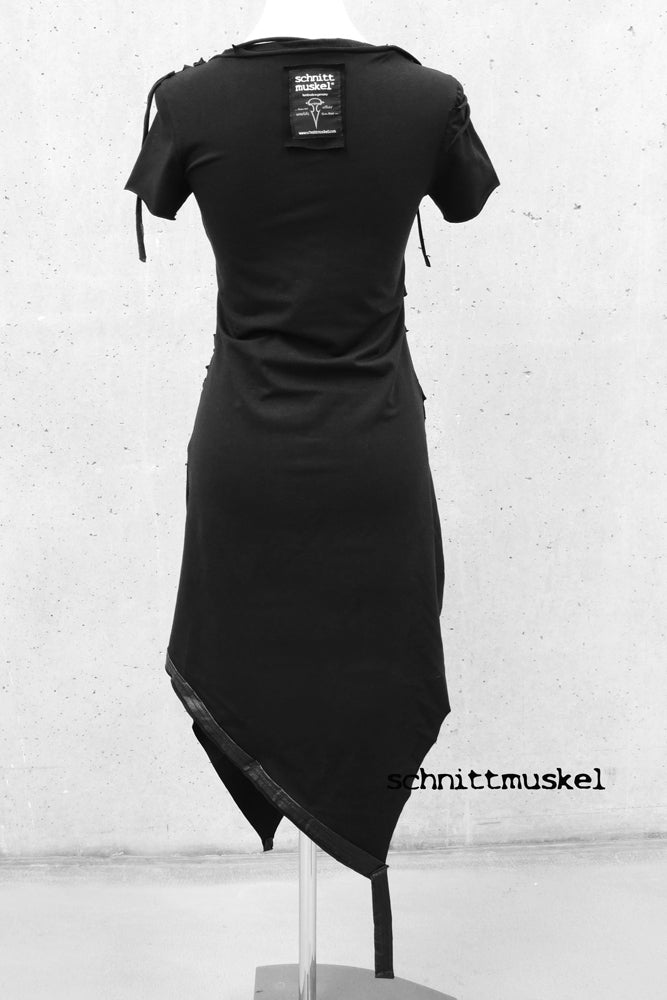 dark avantgarde Kleid, Gothickleid, Streetgoth, T-Shirtkleid schwarz, Gothicmode, asmmyetrisches Kleid, postapokalyptisches Kleid
