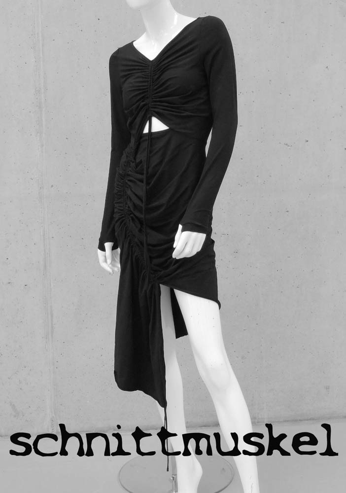individuelles Kleid, Kleid mit Raffungen, Gothickleid, Streetgoth, Gothickleidung, Kleid mit verschiedenen Tragemöglichkeiten, variables Kleid, Kleid aus Modal, Kleid Bauchfrei, Kleid dark avantgarde, dark avantgarde,