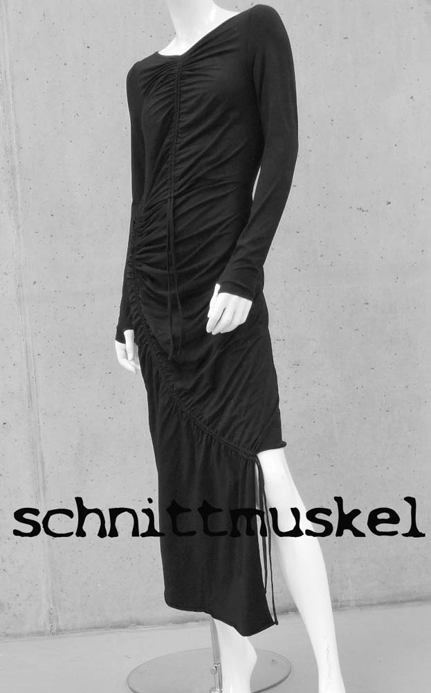 individuelles Kleid, Kleid mit Raffungen, Gothickleid, Streetgoth, Gothickleidung, Kleid mit verschiedenen Tragemöglichkeiten, variables Kleid, Kleid aus Modal, Kleid Bauchfrei, Kleid dark avantgarde, Kleid asymmetrisch,dark avantgarde,