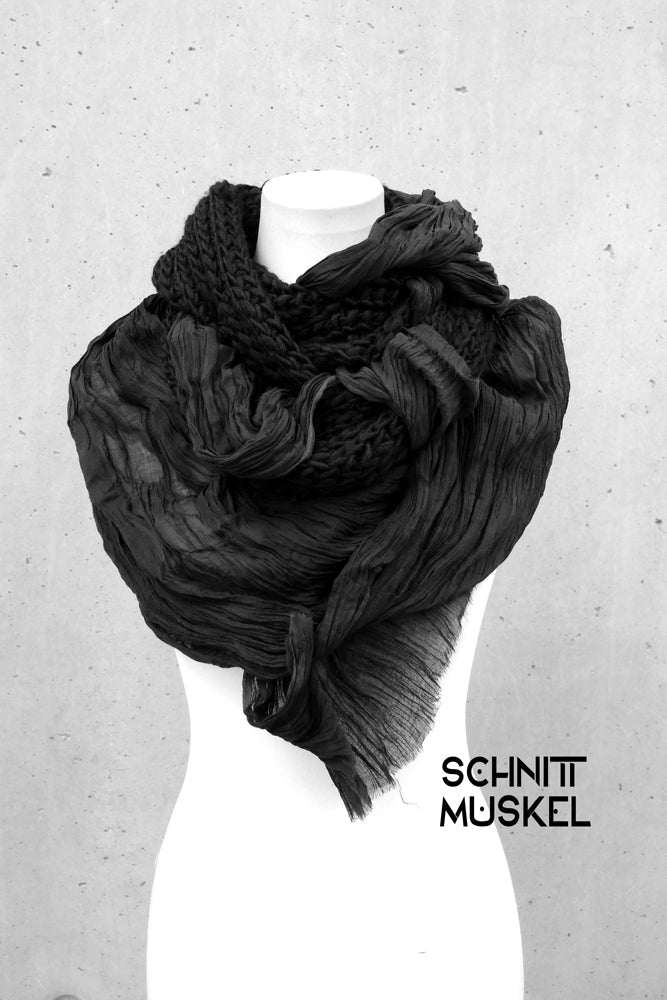 . Darkavantgarde Schal, Gothicschal, schwarzer aussergewöhnlicher Schal, Endzeitschal, drapierter Schal
