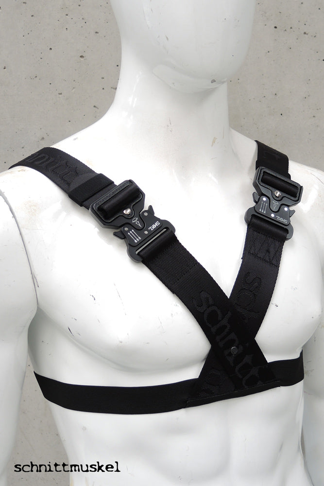 Techwear, Harness techwaer, Cyberfashion, Cyberharness, Urbanninja, Utilityfashion