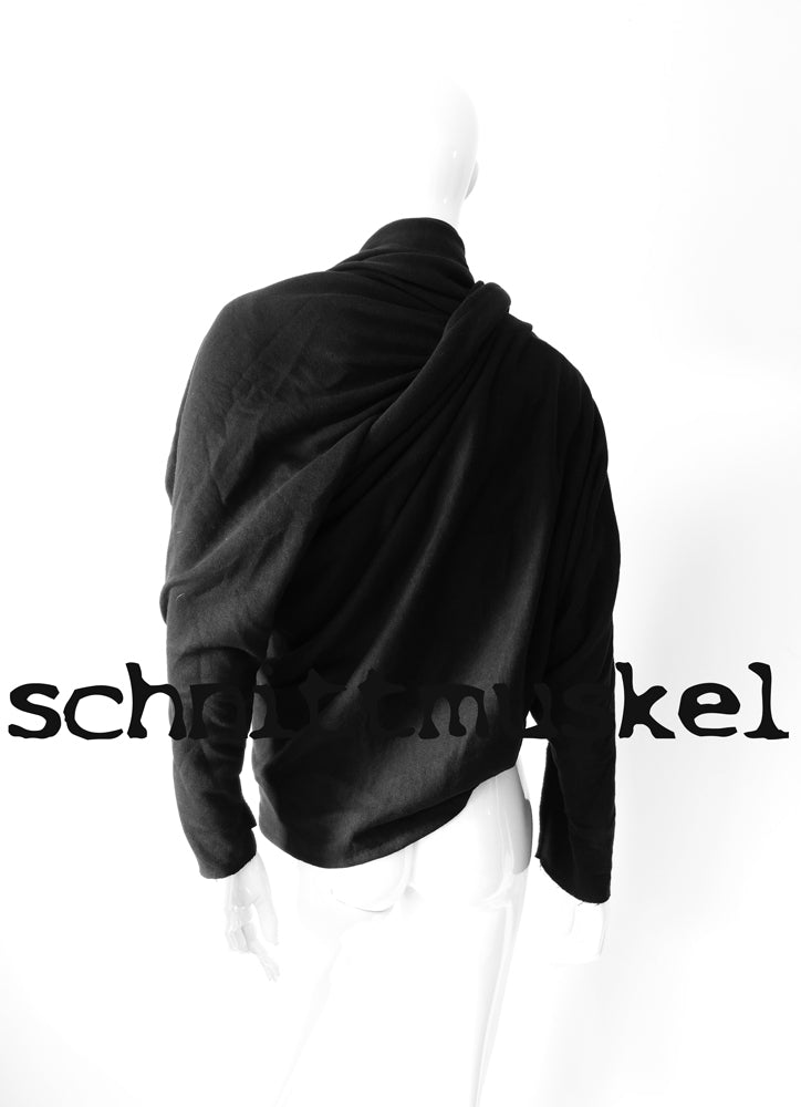 Wickelschal, Schal mit Ärmeln, darkavantgarde, darkavantgarde Mode, drapierter Schal