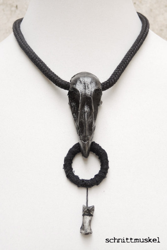 Vogelschädelanhänger, Vogelschädelkette, Vogelschädelhalskette, Rabenschädelschmuck, Rabenschädel